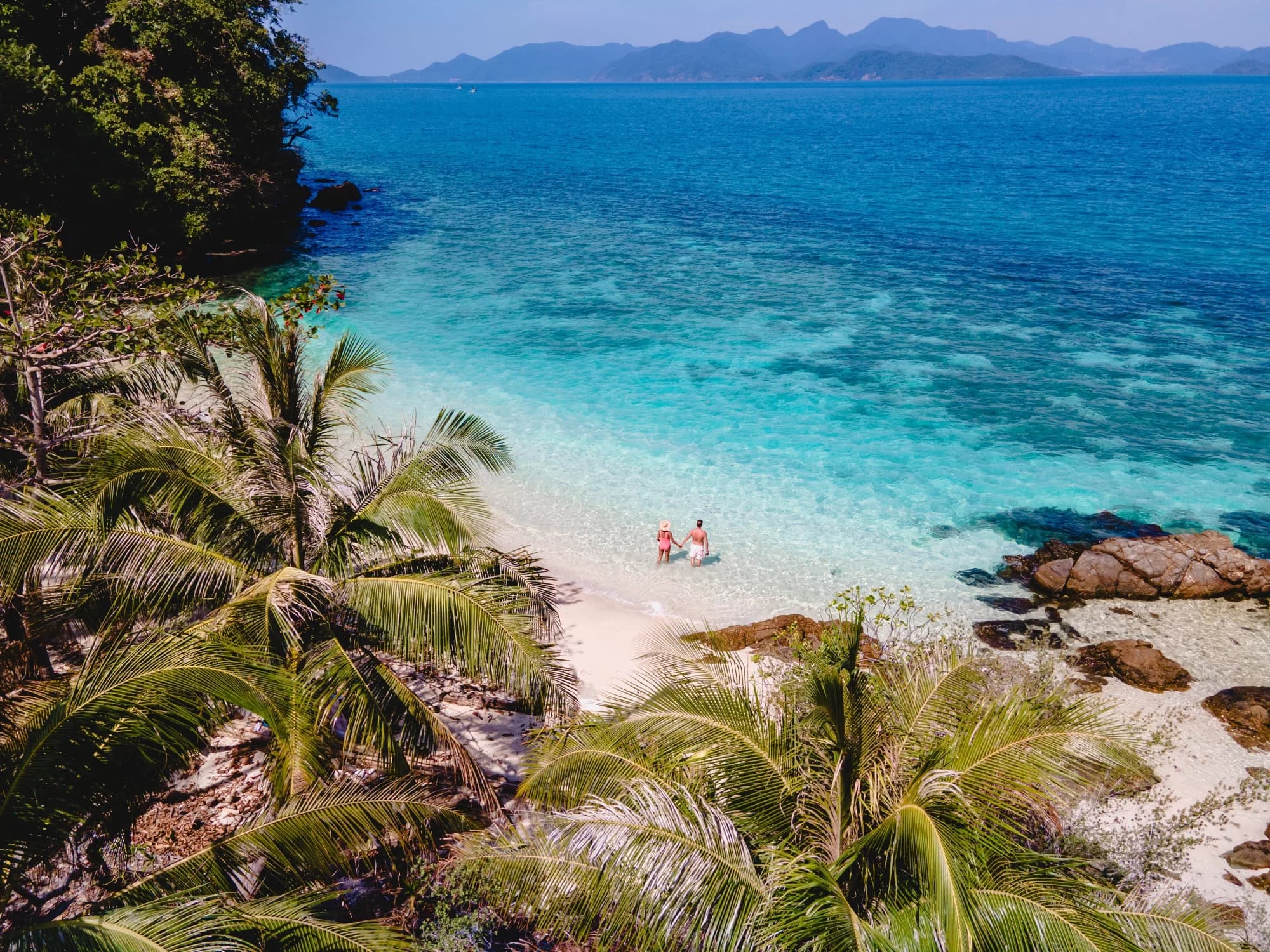 Koh Chang to Koh Ngam, to Koh Wai and then onto Koh Mak - 18 to 28 NM cruise depending on anchorages. photo 4